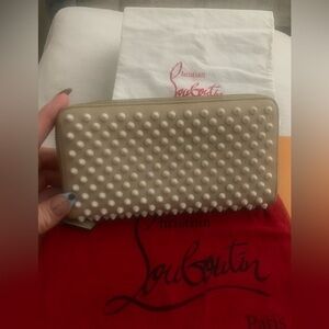 Christian Louboutin Beige/White Studded Panettone Wallet🤩💋👠👠